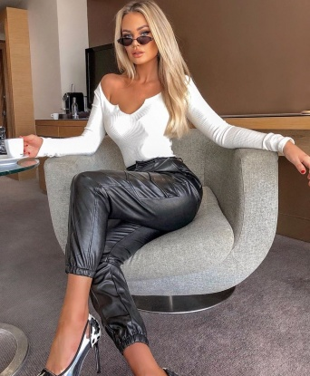 Светлана, 24